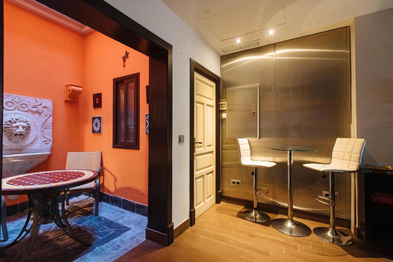 Divi Apartments Villa Reyes 2 Sevilla Eksteriør bilde