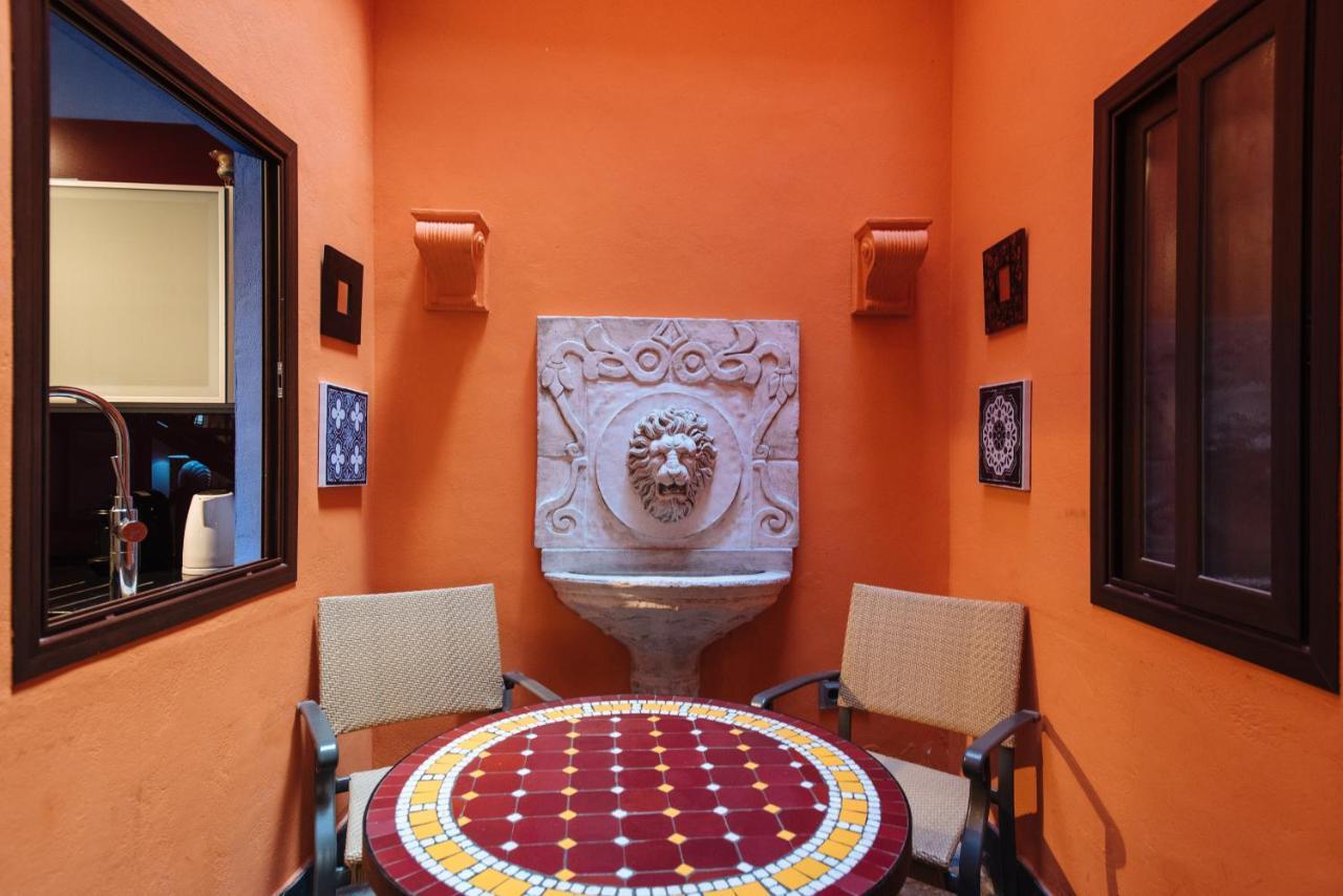 Divi Apartments Villa Reyes 2 Sevilla Eksteriør bilde